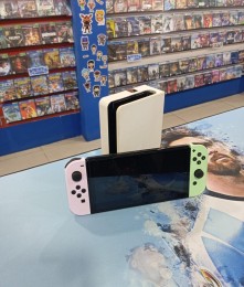 USADA Consola Switch Oled + Joy Con + Dock