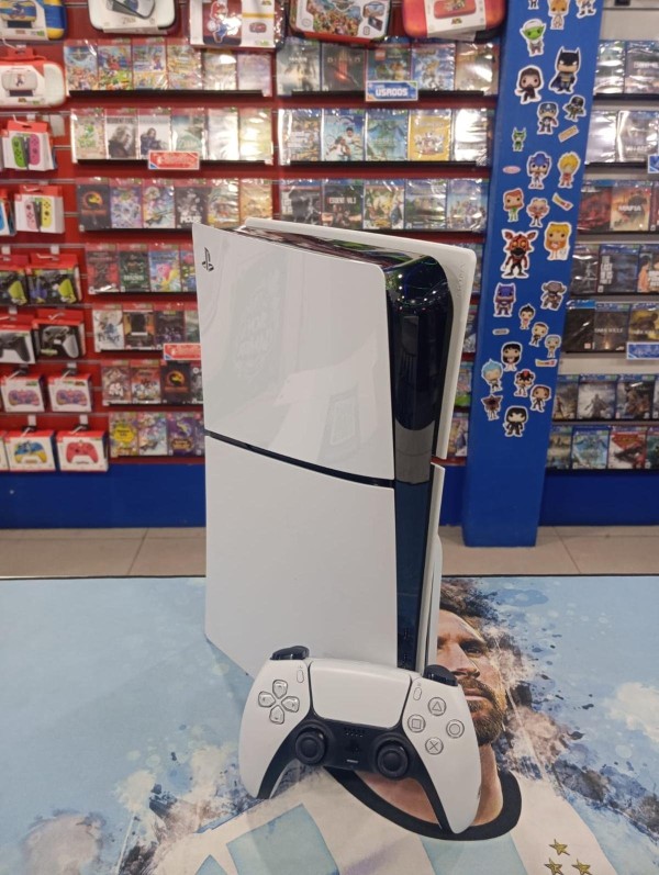 USADA Consola PS5 Slim 1 TB + Dualsense