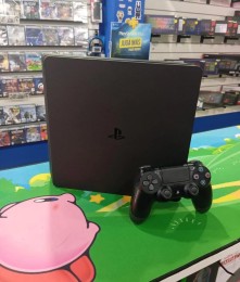 USADA Consola PS4 Slim 1 TB SSD + Joystick PS4