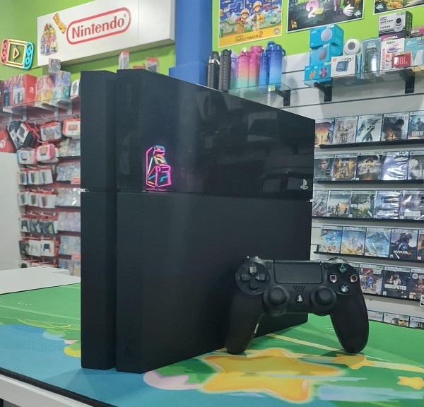 USADA Consola PS4 Fat 500gb + Joystick PS4